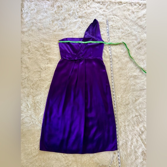 NWOT ELLIE TAHARI Purple One Shoulder Silk Bodycon Pleated Knee Length Dress Sz4 - Picture 6 of 7